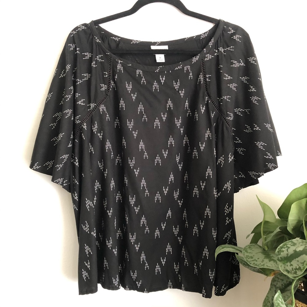 AVA & VIV Flutter Sleeve Top